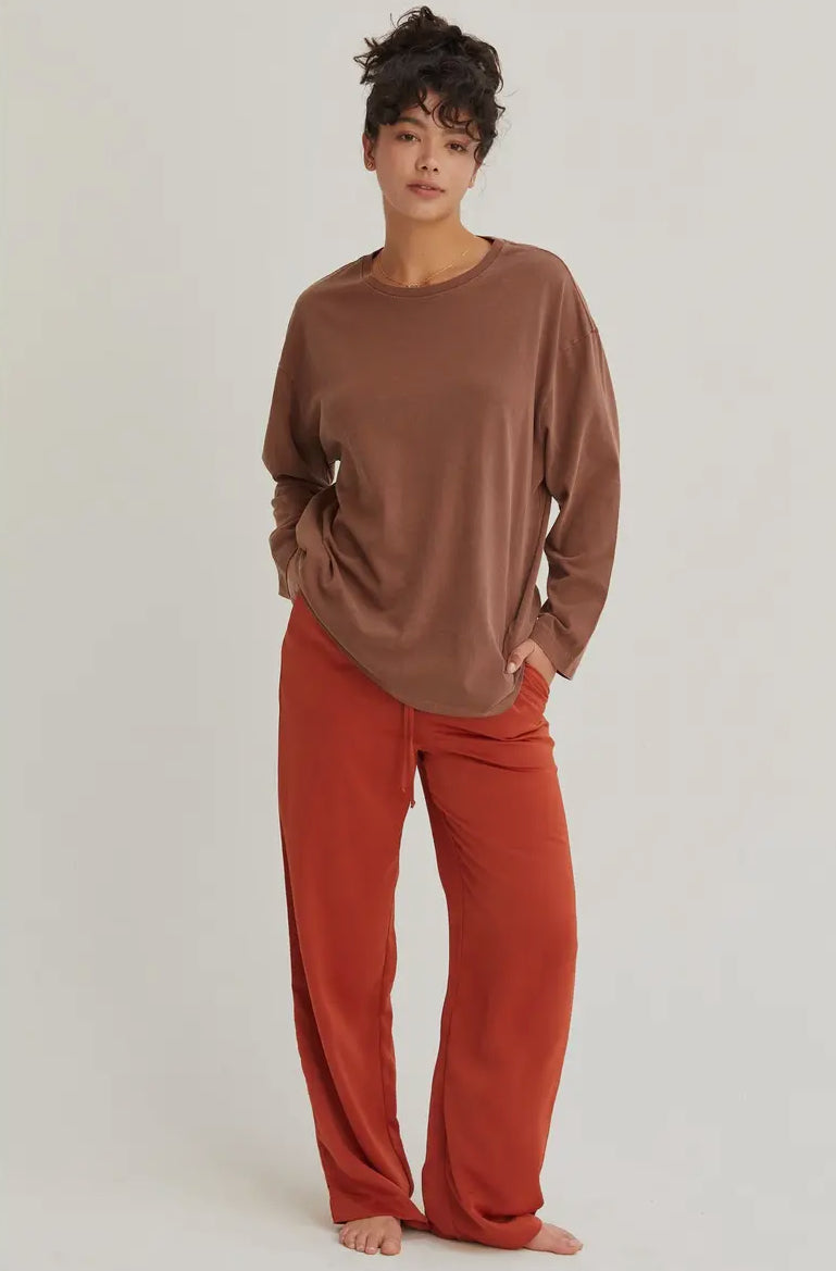 Dua Oversized Crew Neck Long Sleeve Tee in Chestnut