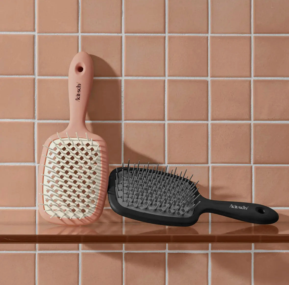 Vented Paddle Brush - Terracotta