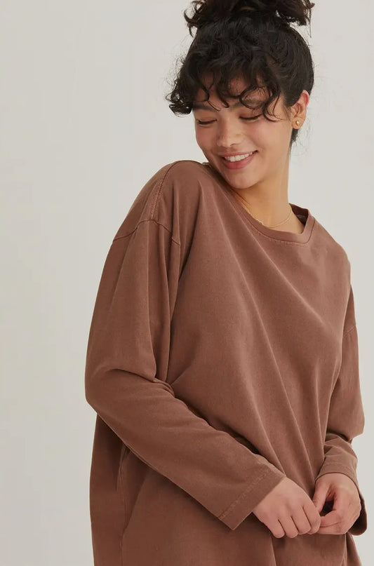 Dua Oversized Crew Neck Long Sleeve Tee in Chestnut