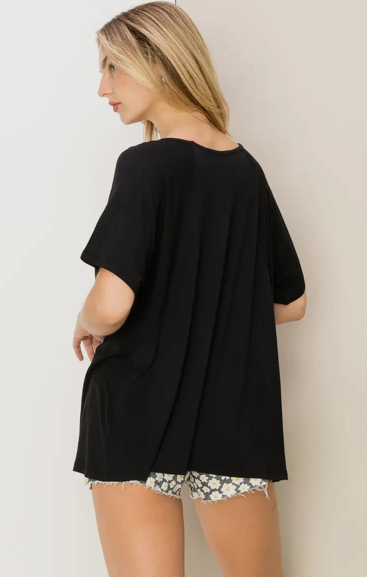 Dulcy Oversized Tee in Black